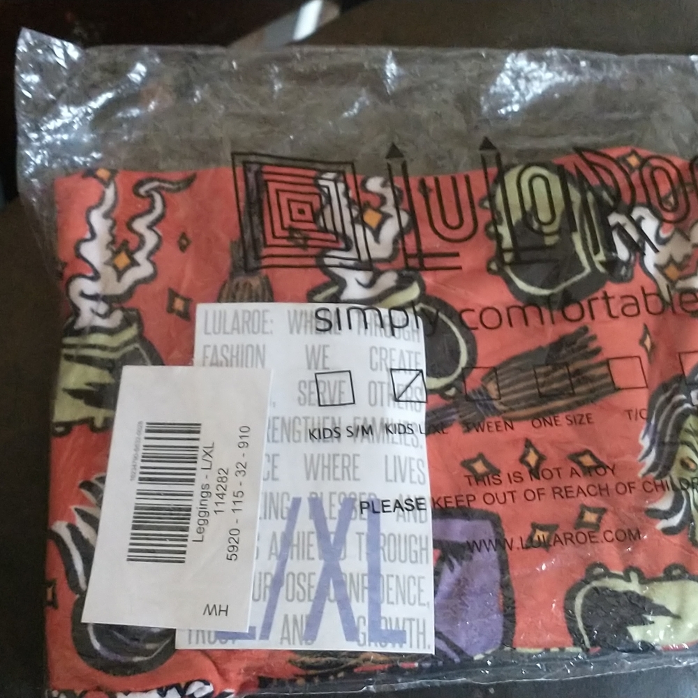LuLaRoe Kids Halloween L/XL leggings